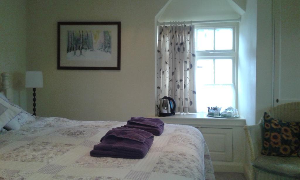 Thorpe Green House Vegetarian Bed & Breakfast ロビン・フッズ・ベイ 部屋 写真